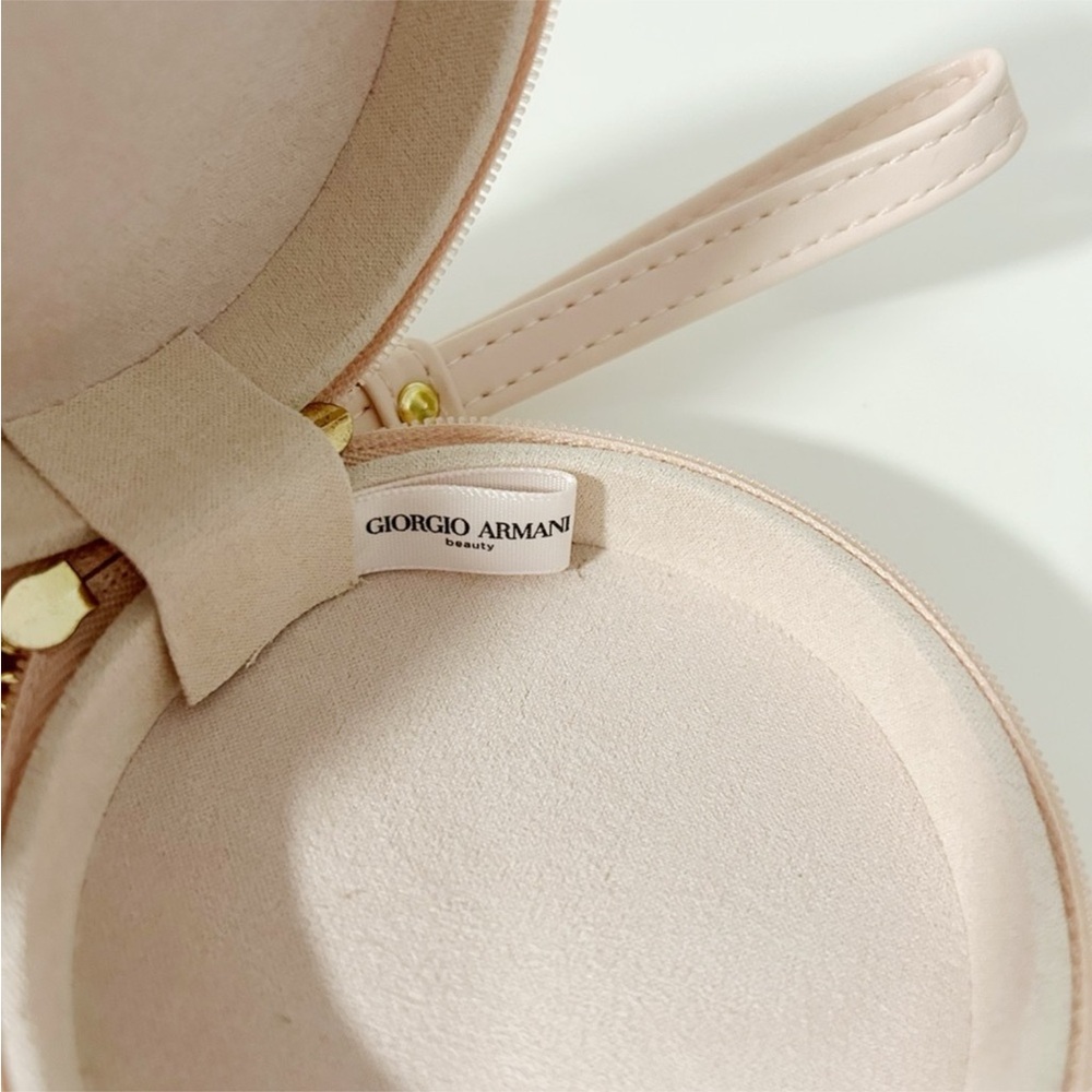 Gergeo Amani Cosmetic/Coin Case - Picture 4 of 5